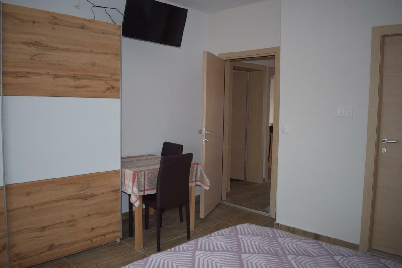 Apartments Nediljko & Mila Zára Kültér fotó