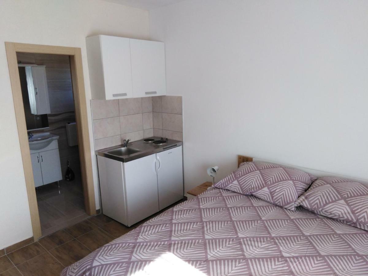 Apartments Nediljko & Mila Zára Kültér fotó